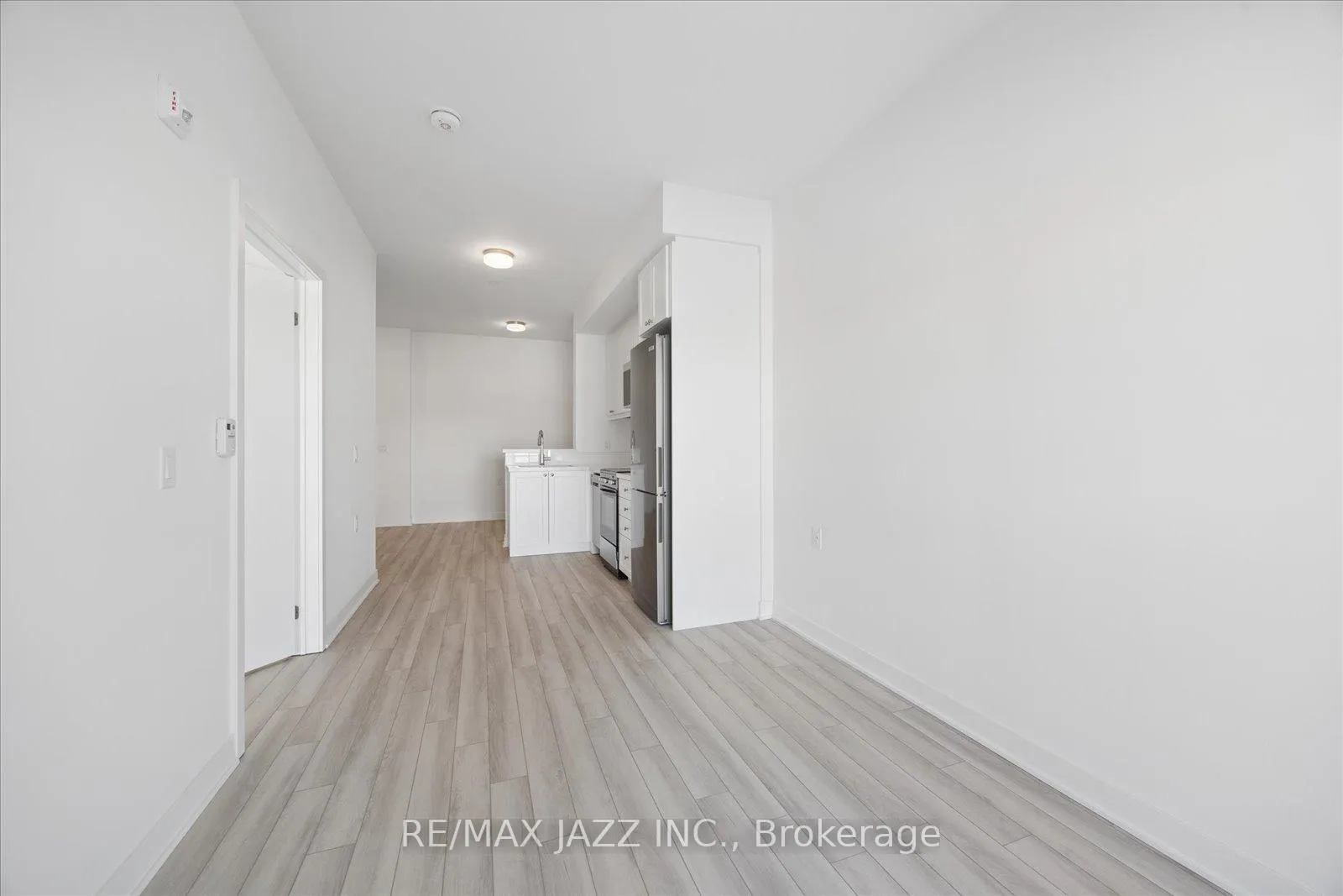 Photo 20 of Unit 610, 51 Clarington Boulevard, Clarington, Bowmanville — HOMEH