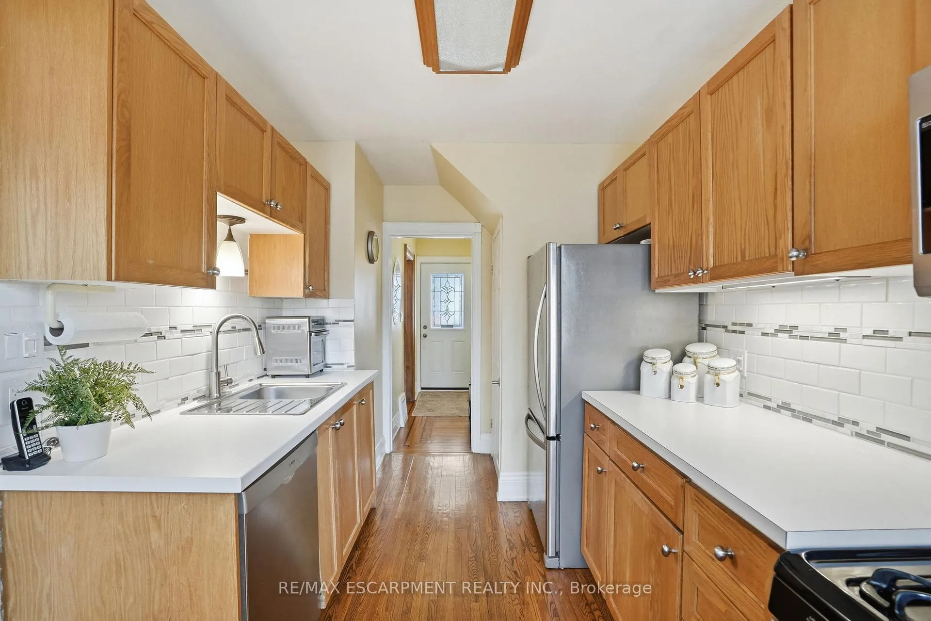 Photo 19 of 223 Park Row, Hamilton, Delta — HOMEH