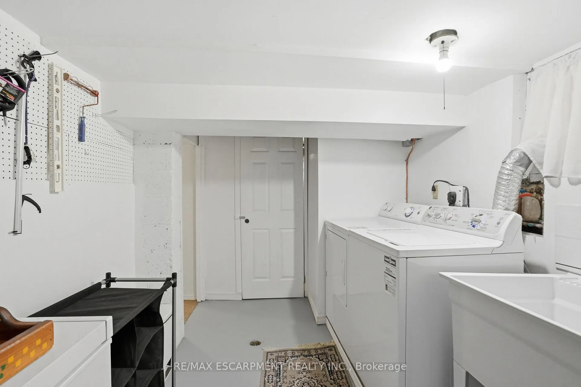 Photo 39 of 223 Park Row, Hamilton, Delta — HOMEH