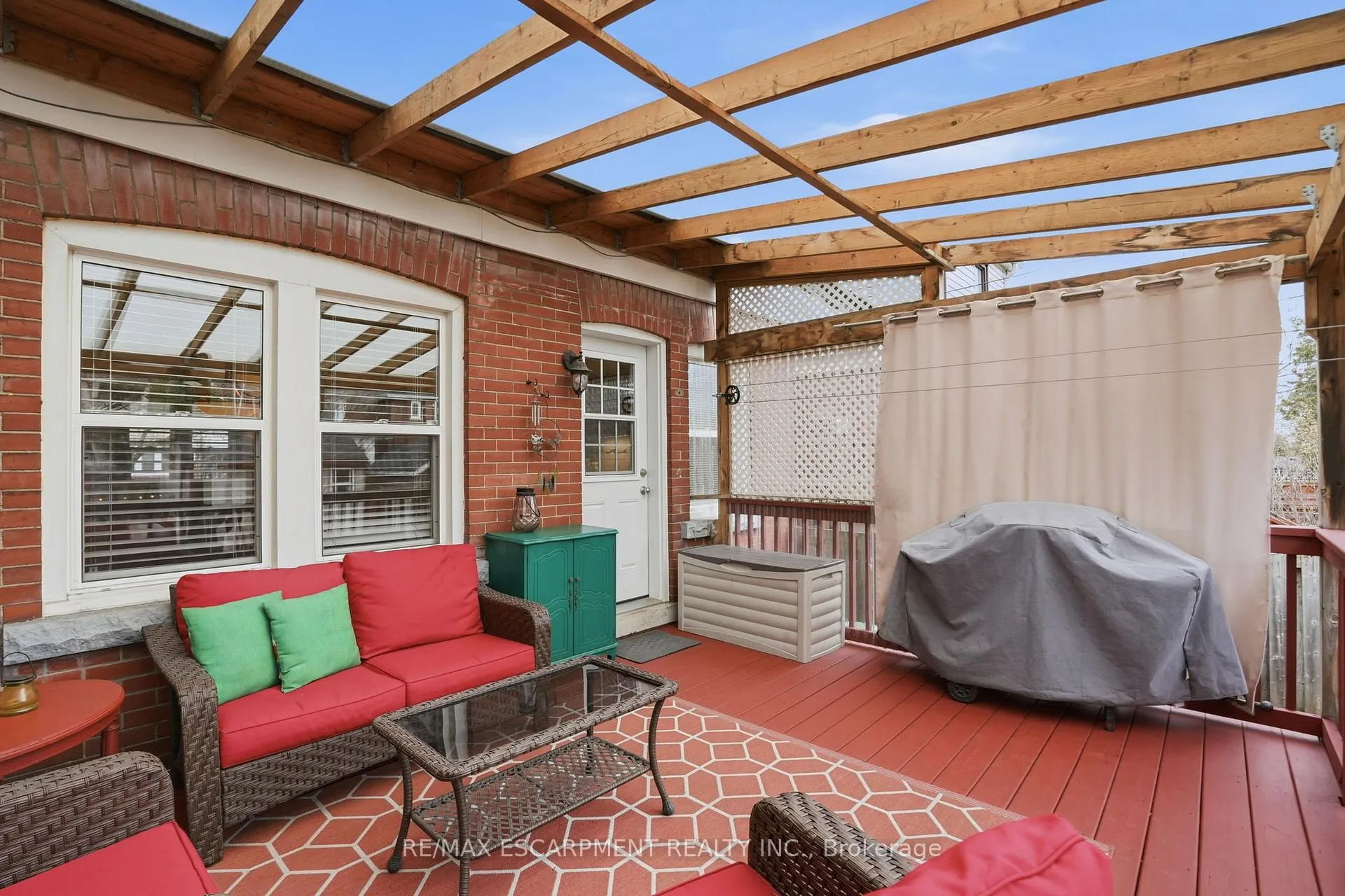 Photo 43 of 223 Park Row, Hamilton, Delta — HOMEH