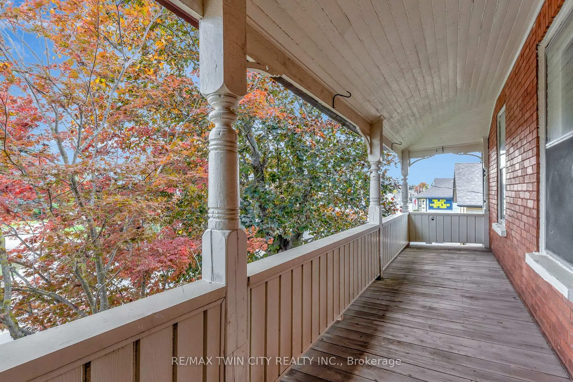 Photo 25 of 3545 Lobsinger Line, Wellesley — HOMEH