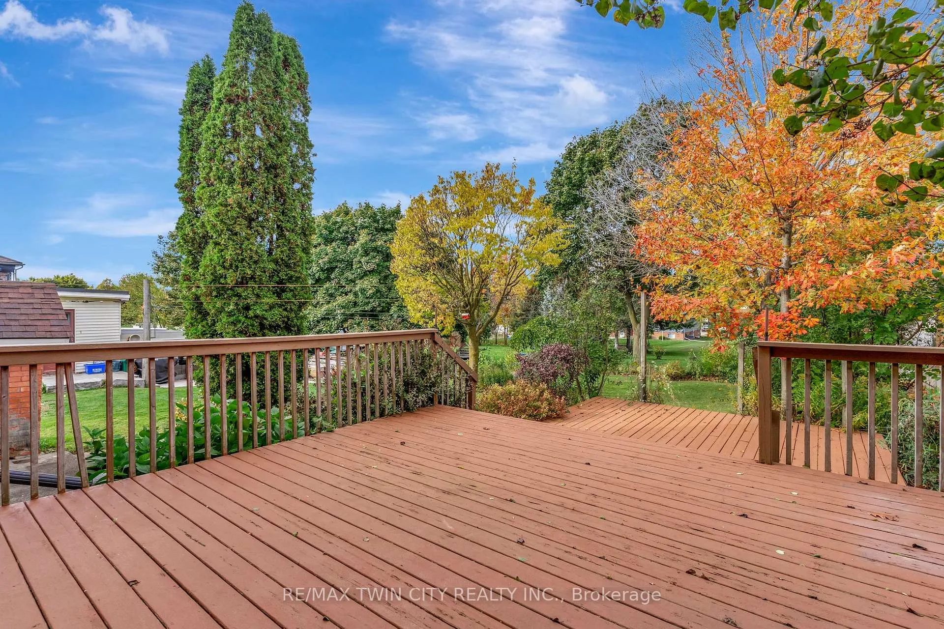 Photo 27 of 3545 Lobsinger Line, Wellesley — HOMEH