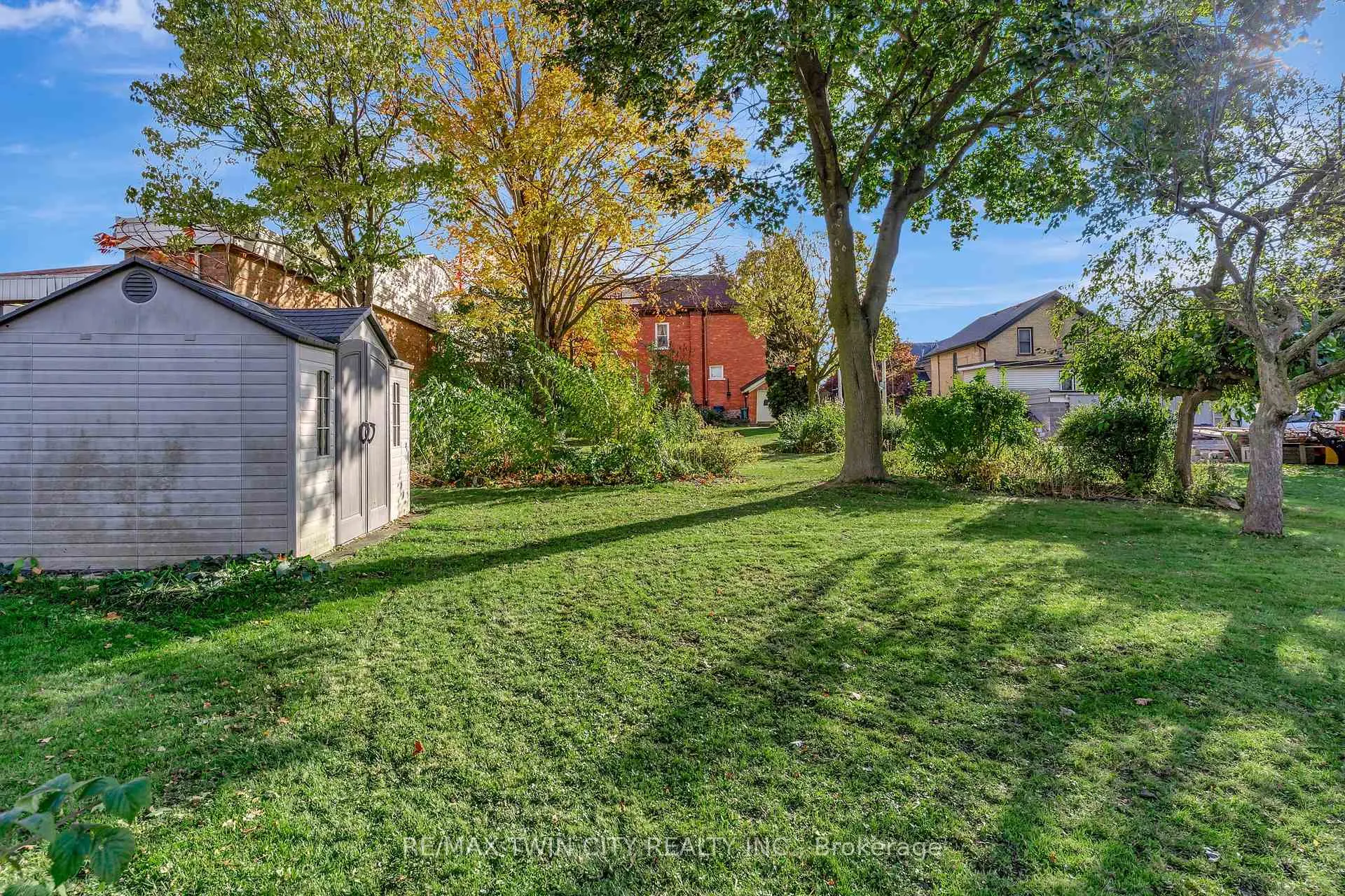 Photo 35 of 3545 Lobsinger Line, Wellesley — HOMEH