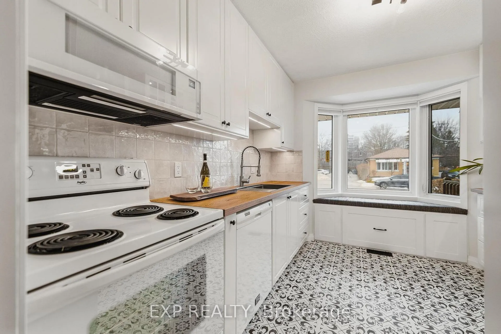 Photo 12 of 23 Talbot Street, Kitchener — HOMEH