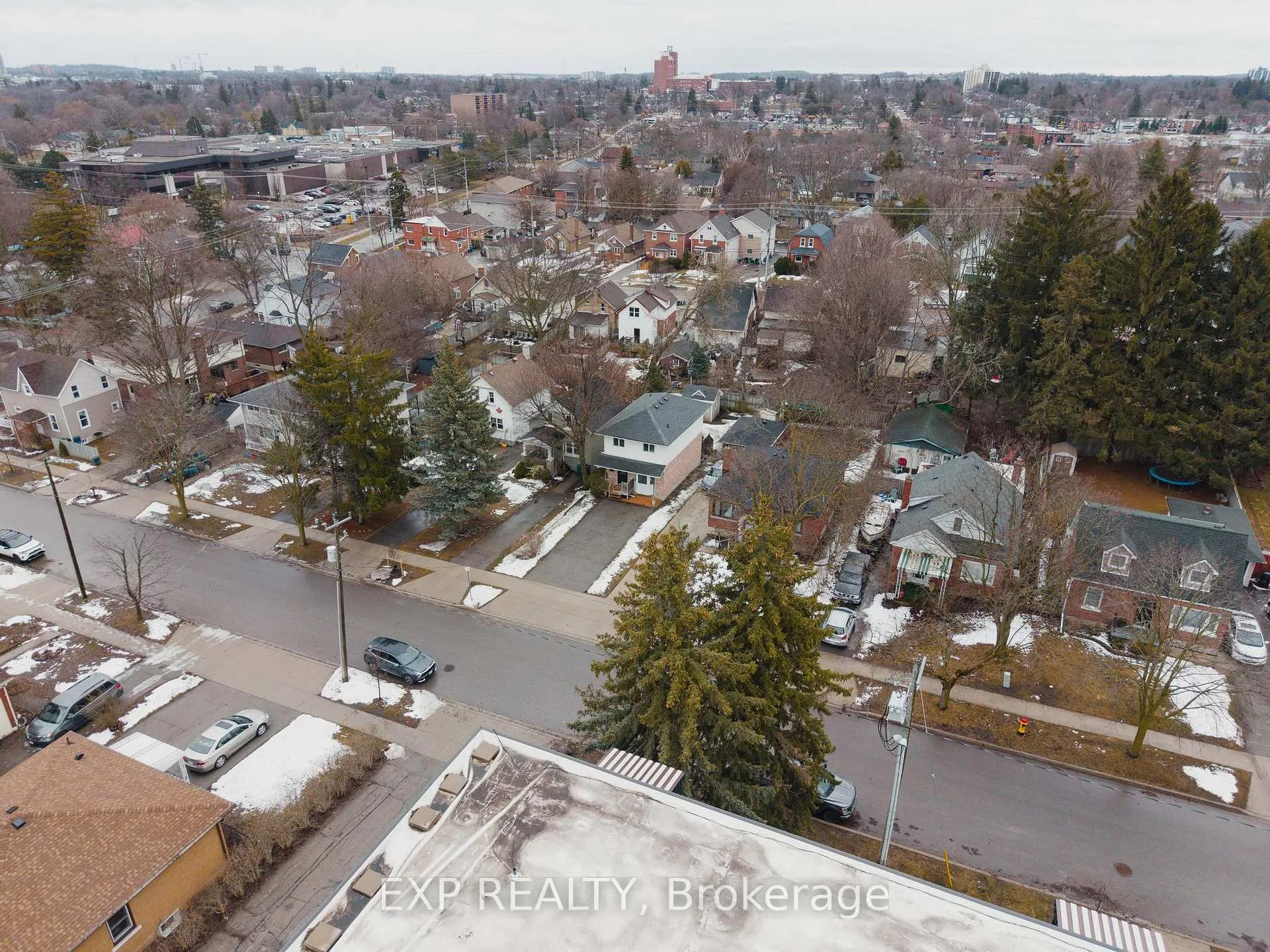 Photo 28 of 23 Talbot Street, Kitchener — HOMEH
