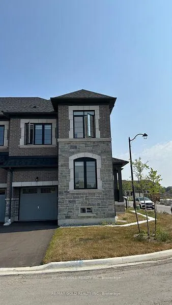 Photo 15 of 16 Hayrake Street, Brampton, Snelgrove — HOMEH