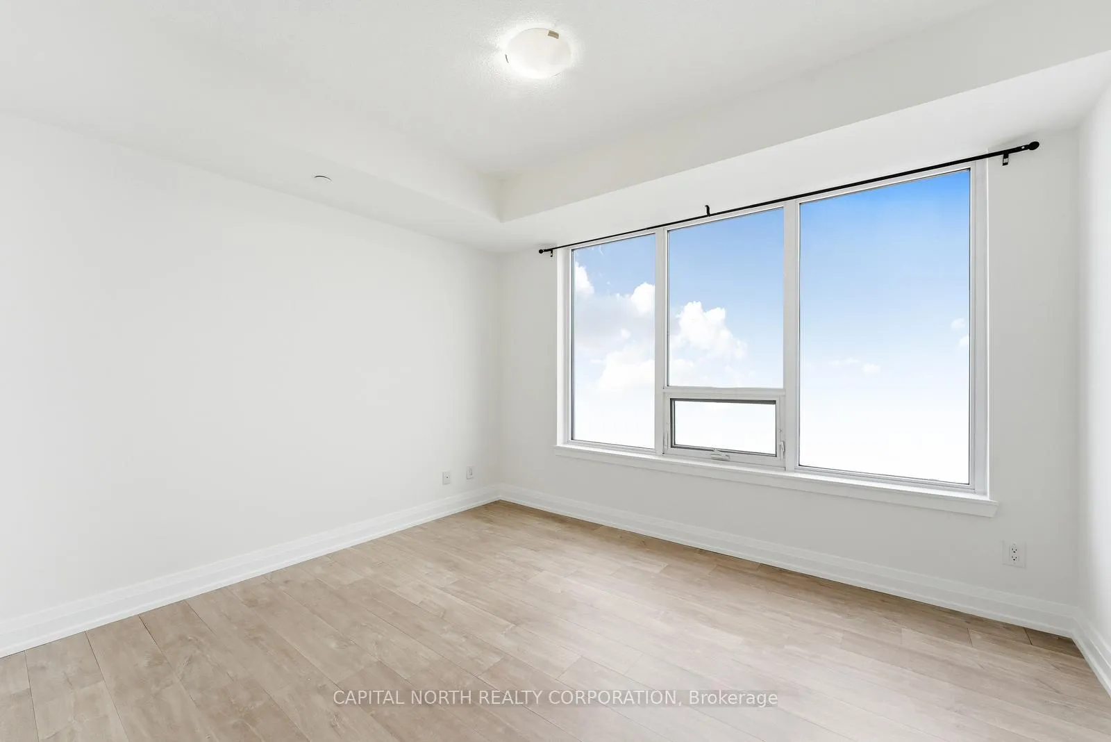 Photo 21 of Unit 2811, 3600 Highway 7, Vaughan, Vaughan Corporate Centre — HOMEH