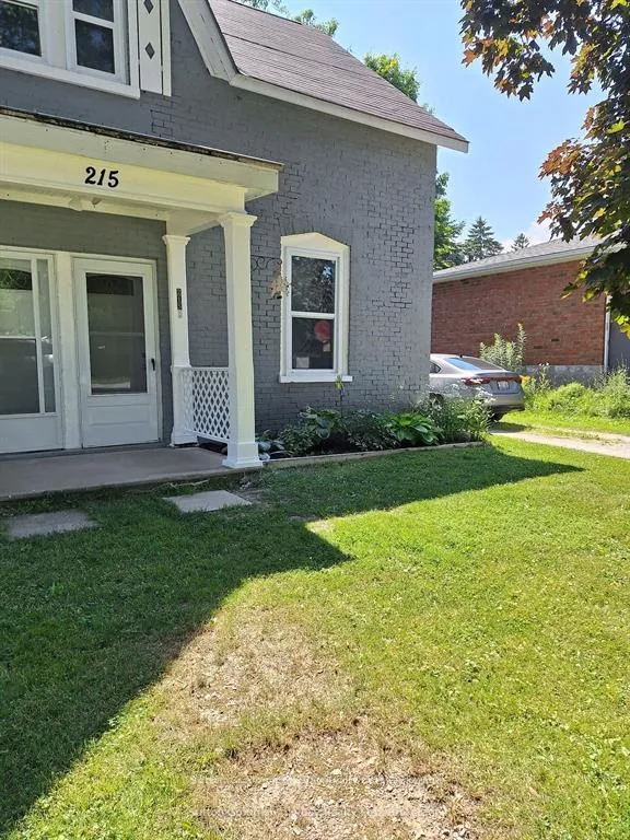 Photo 21 of 215 Cedar St. Street, Clearview, Stayner — HOMEH