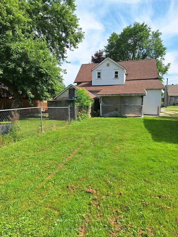 Photo 34 of 215 Cedar St. Street, Clearview, Stayner — HOMEH