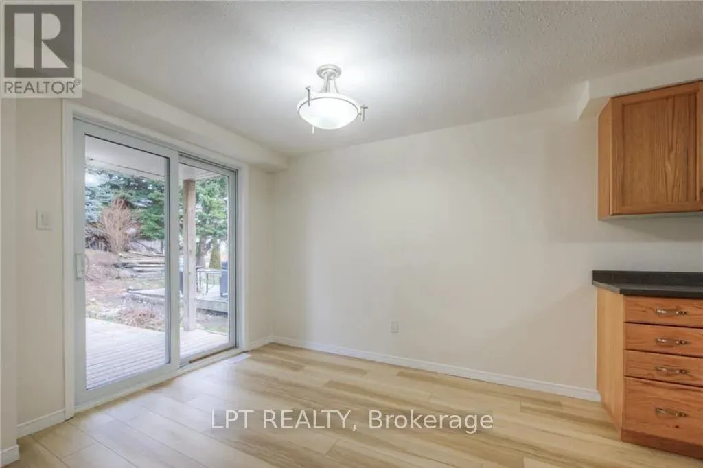 Photo 16 of Unit Unit: Main, 118 Bush Clover Crescent, Waterloo — HOMEH