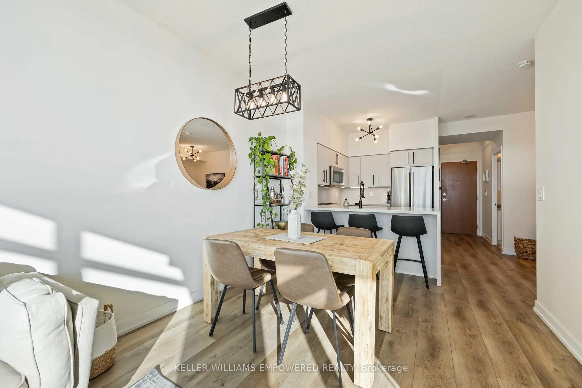 Photo 11 of Unit 2511, 219 Fort York Boulevard, Toronto, Niagara — HOMEH