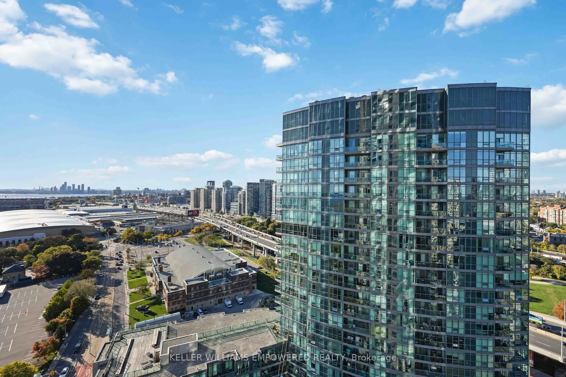 Photo 29 of Unit 2511, 219 Fort York Boulevard, Toronto, Niagara — HOMEH