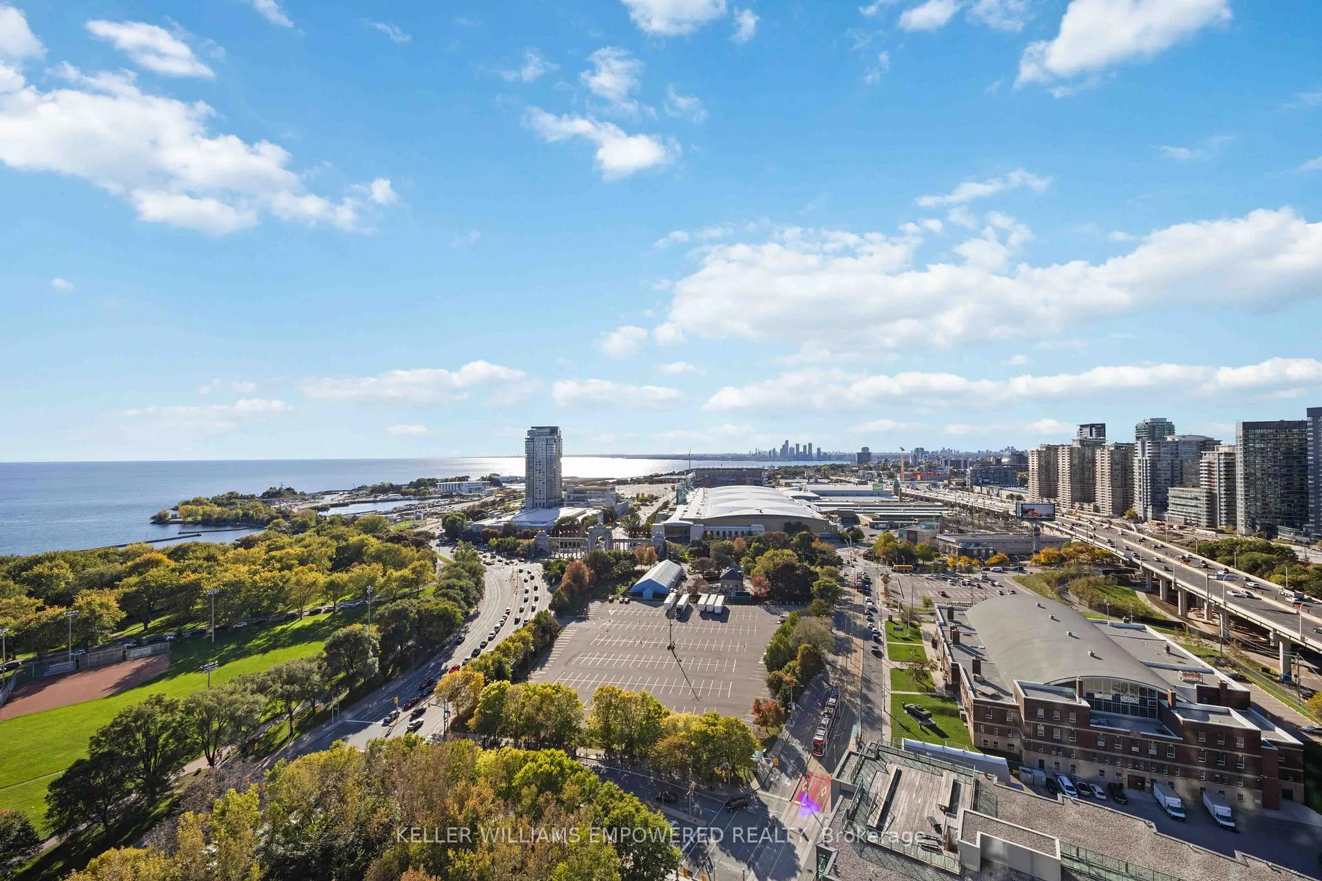 Photo 32 of Unit 2511, 219 Fort York Boulevard, Toronto, Niagara — HOMEH