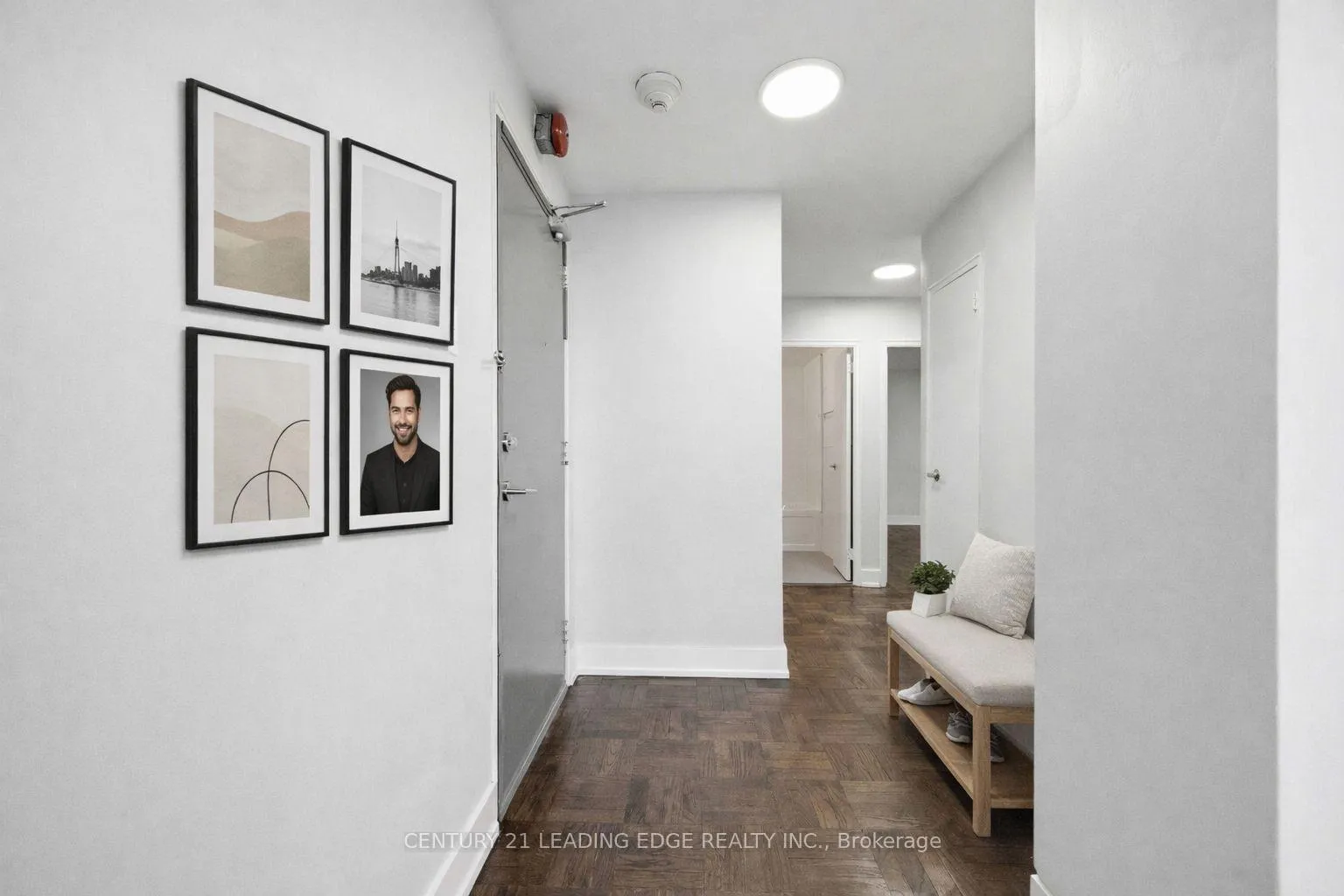 Photo 6 of Unit 901, 103 Avenue Road, Toronto, The Annex — HOMEH