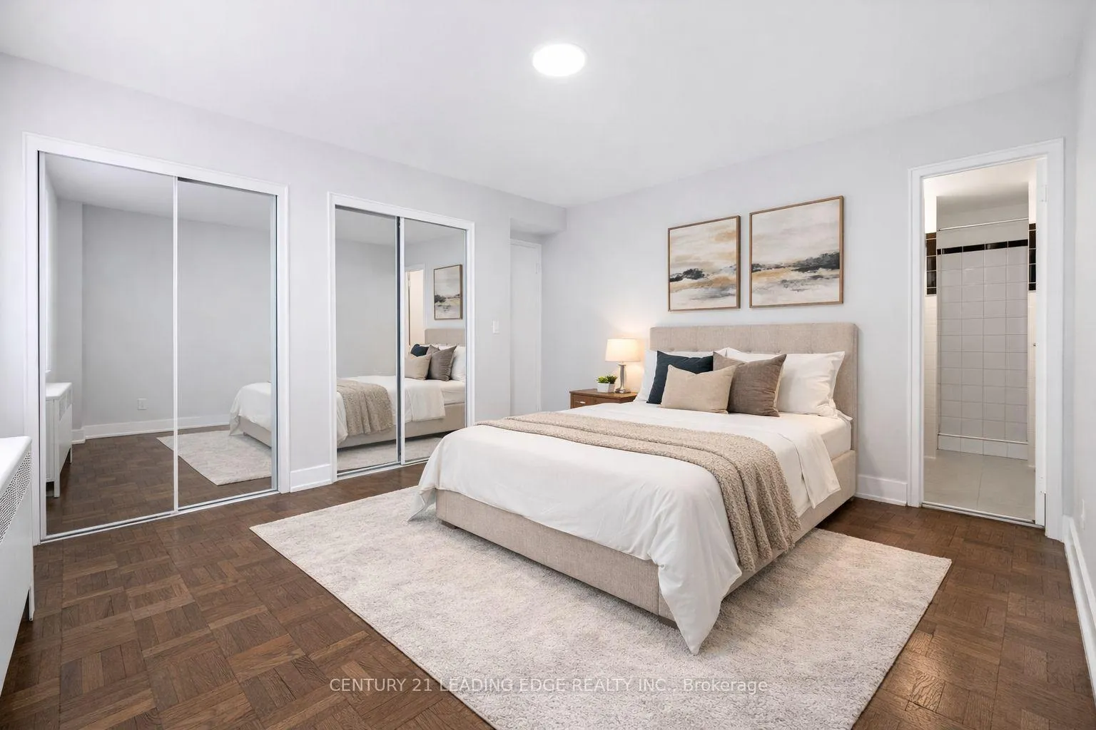 Photo 7 of Unit 901, 103 Avenue Road, Toronto, The Annex — HOMEH