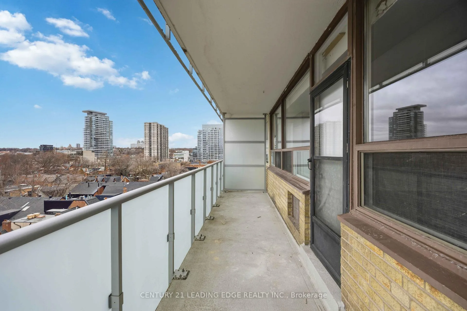Photo 12 of Unit 901, 103 Avenue Road, Toronto, The Annex — HOMEH