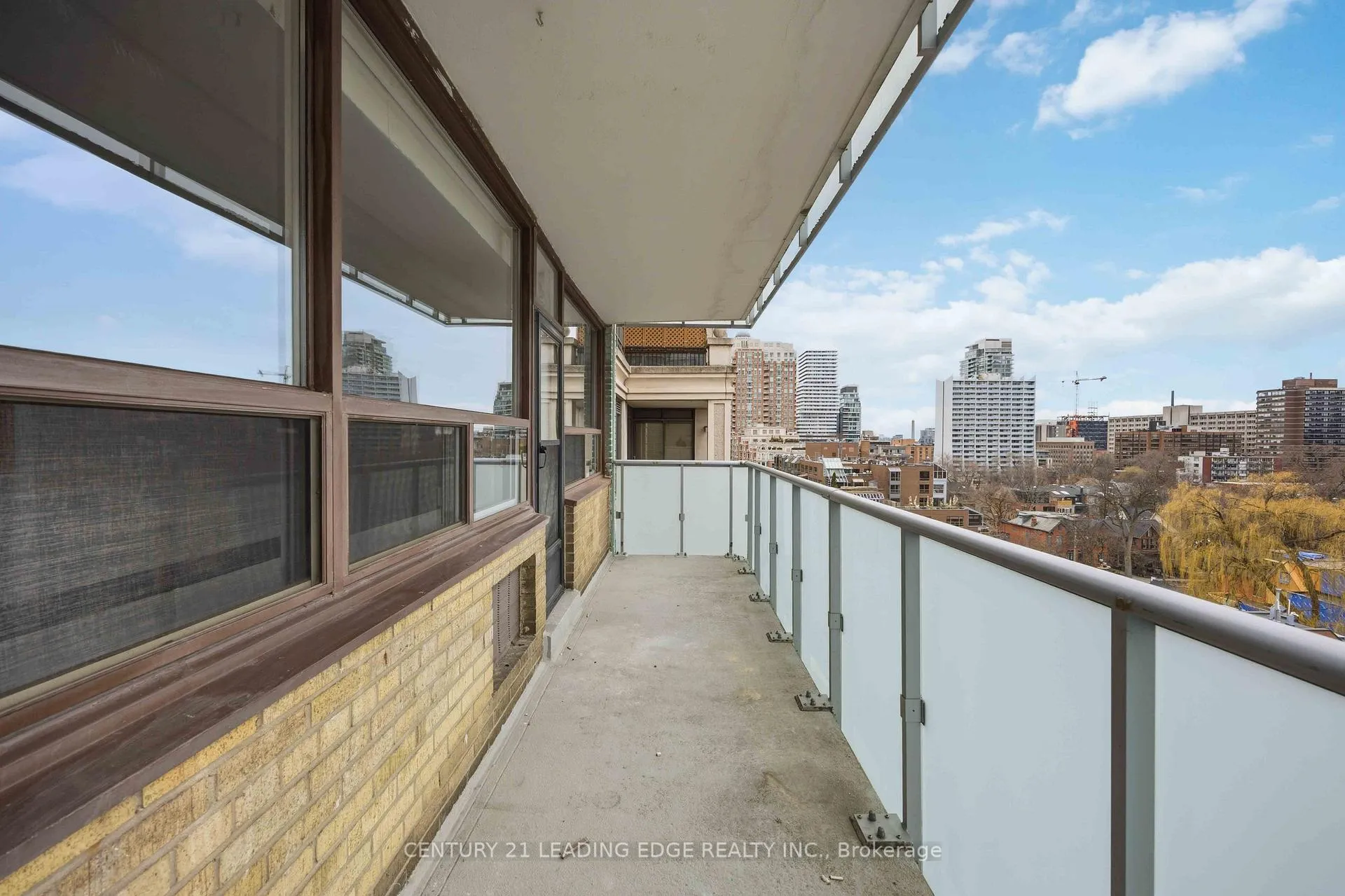 Photo 13 of Unit 901, 103 Avenue Road, Toronto, The Annex — HOMEH