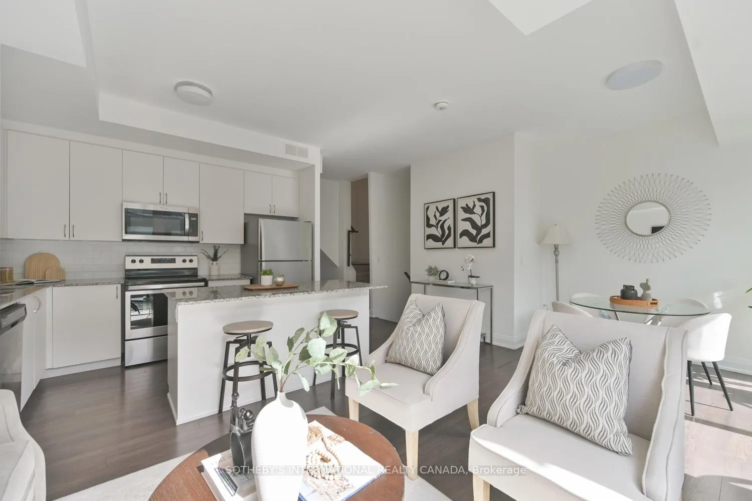 Photo 4 of Unit A1003, 5309 Highway 7, Vaughan, Vaughan Grove — HOMEH