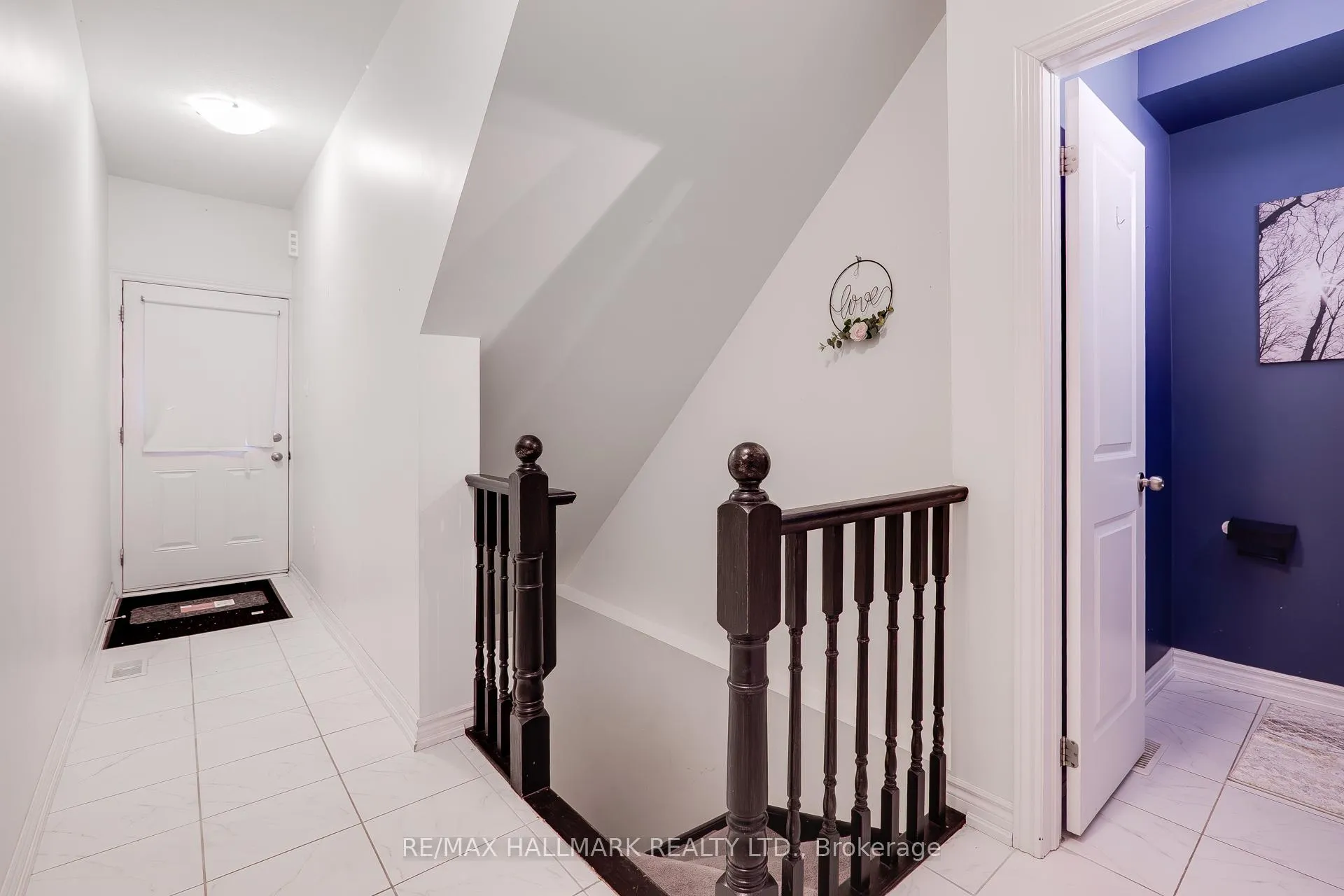Photo 9 of 397 Westwood Dr B, Kitchener — HOMEH