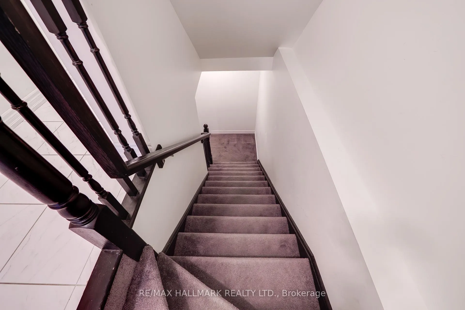 Photo 24 of 397 Westwood Dr B, Kitchener — HOMEH