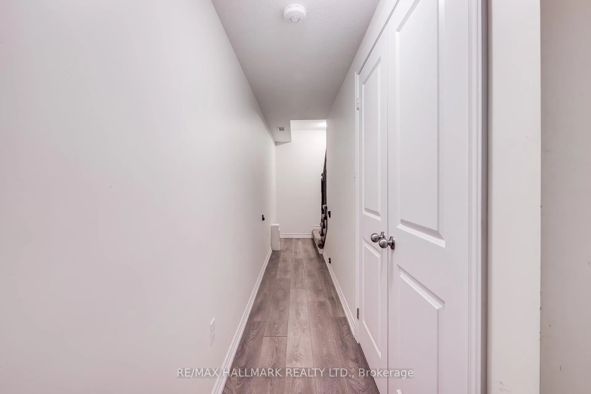 Photo 26 of 397 Westwood Dr B, Kitchener — HOMEH