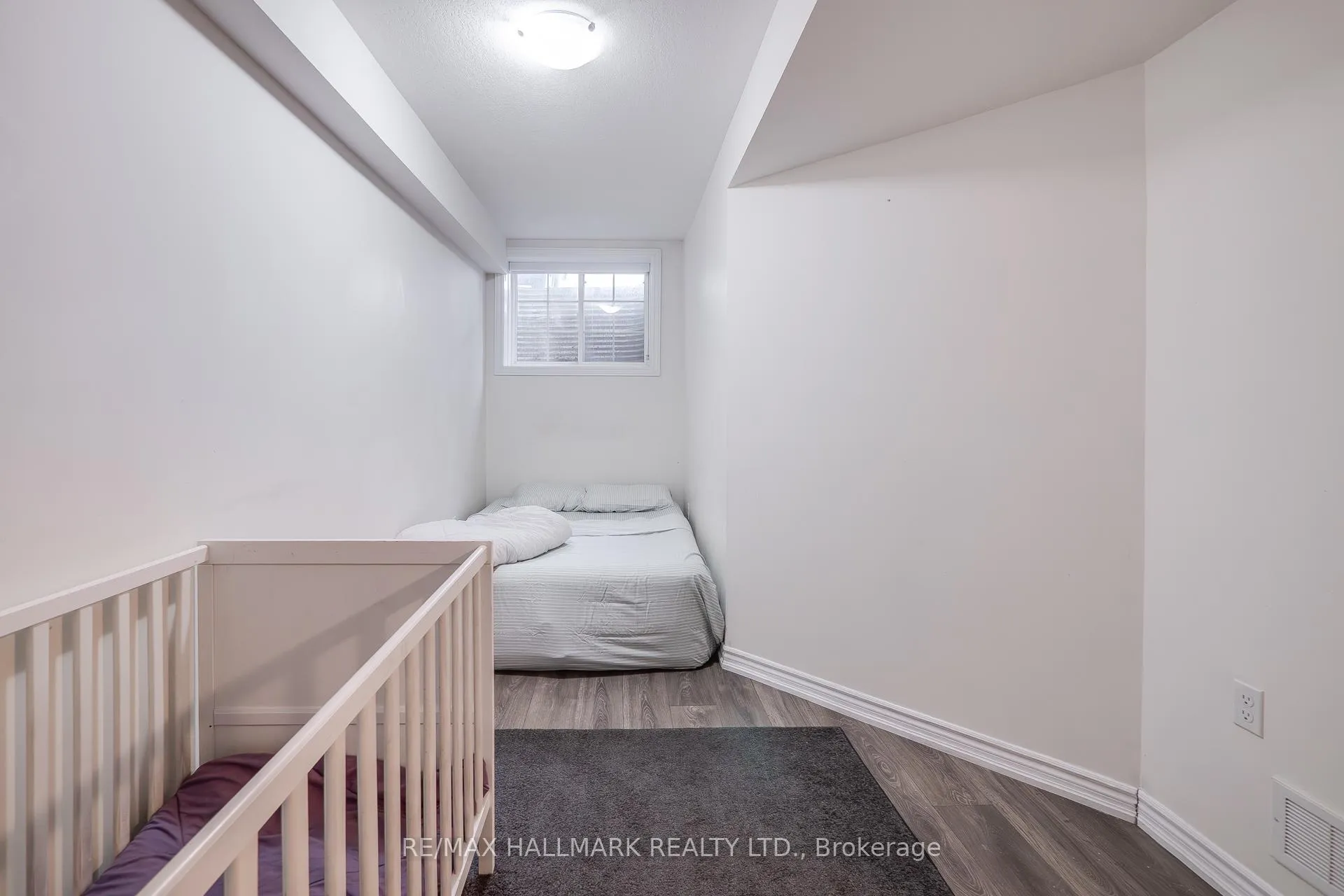 Photo 31 of 397 Westwood Dr B, Kitchener — HOMEH