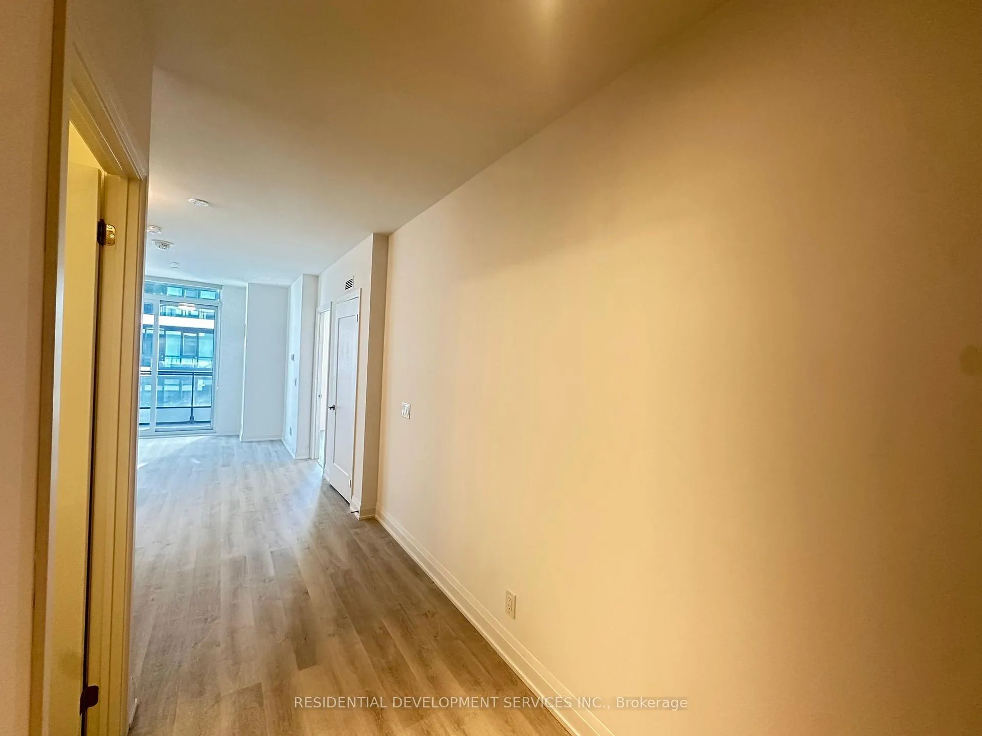 Photo 17 of Unit 3002, 65 Broadway Avenue, Toronto, Mount Pleasant West — HOMEH