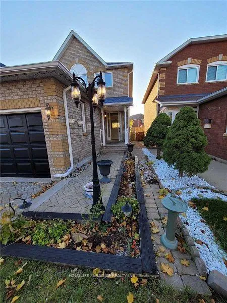 Photo 2 of 34 Castlehill Road, Brampton, Northwood Park — HOMEH