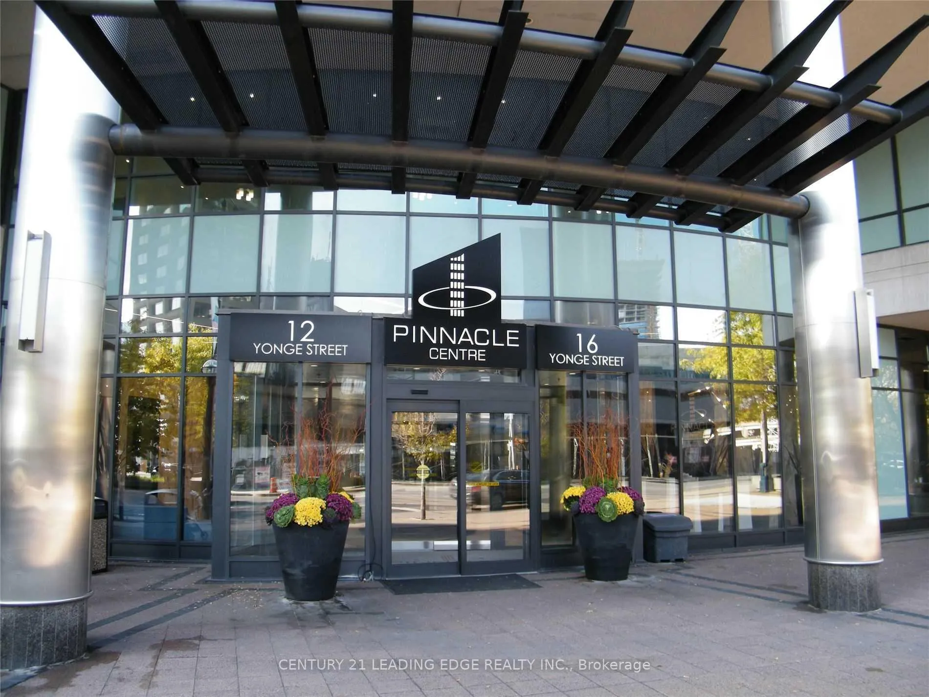 Photo 2 of Unit 401, 12 Yonge Street, Toronto, Waterfront Communities — HOMEH