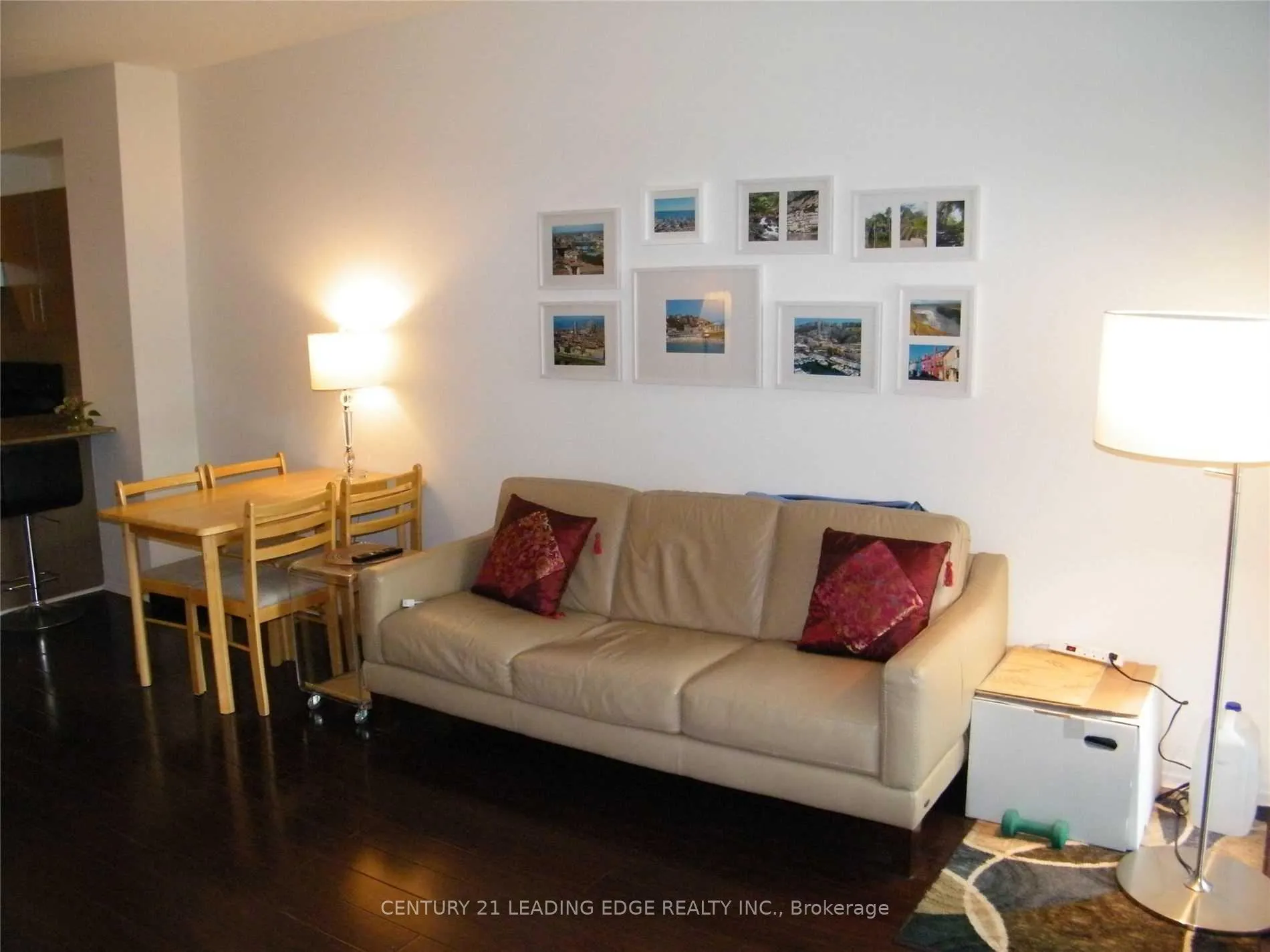 Photo 9 of Unit 401, 12 Yonge Street, Toronto, Waterfront Communities — HOMEH