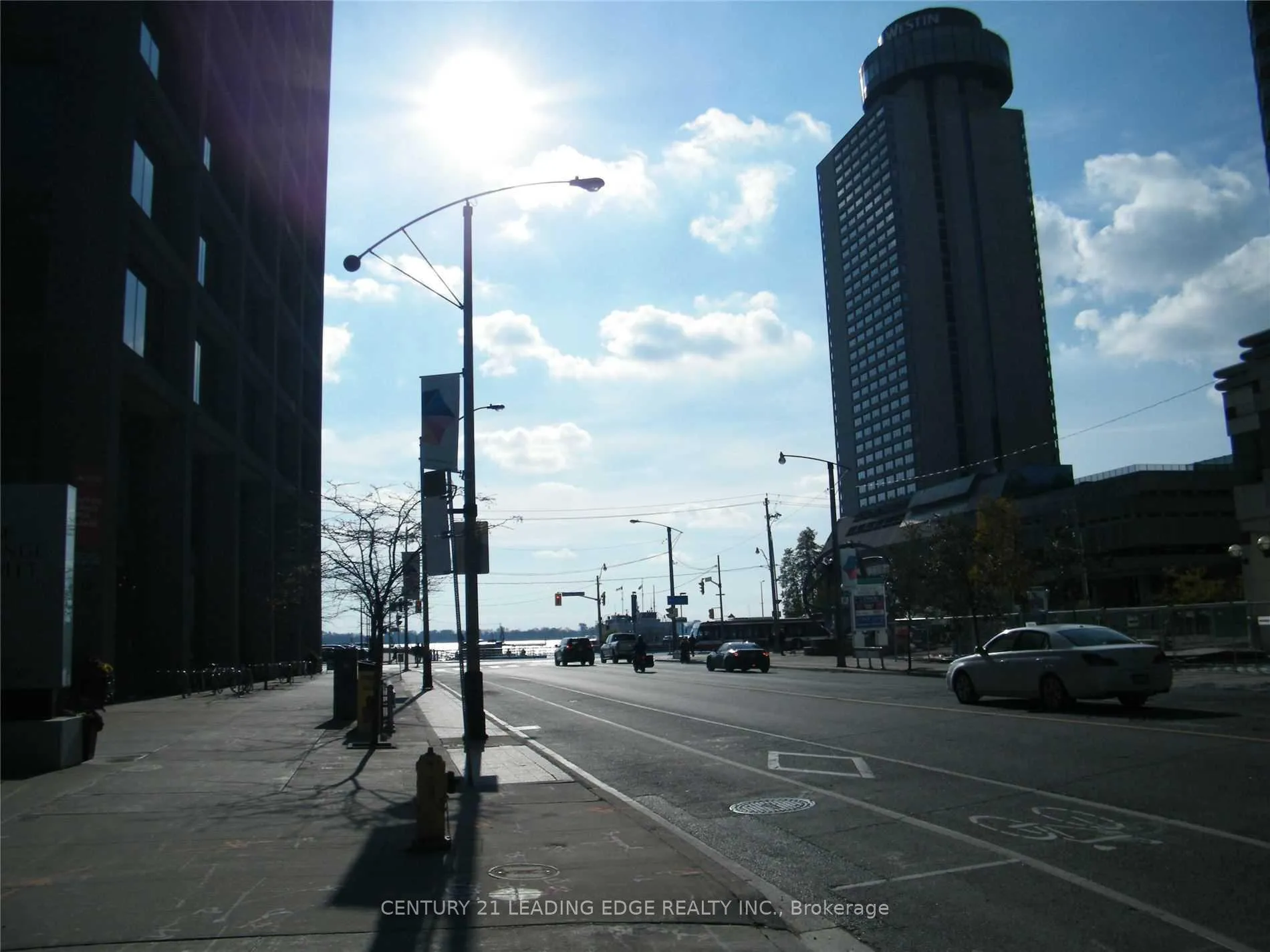 Photo 17 of Unit 401, 12 Yonge Street, Toronto, Waterfront Communities — HOMEH