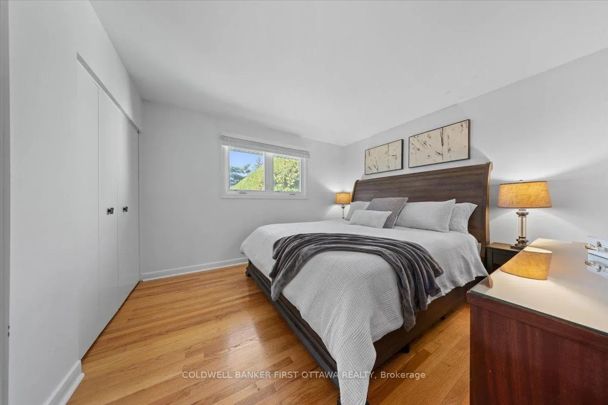 Photo 14 of 13 Edgebrook Road, Ottawa, Lynwood Village — HOMEH
