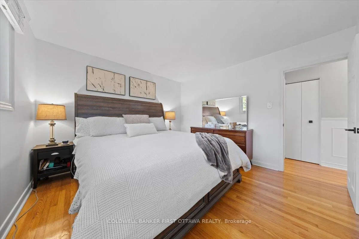 Photo 15 of 13 Edgebrook Road, Ottawa, Lynwood Village — HOMEH