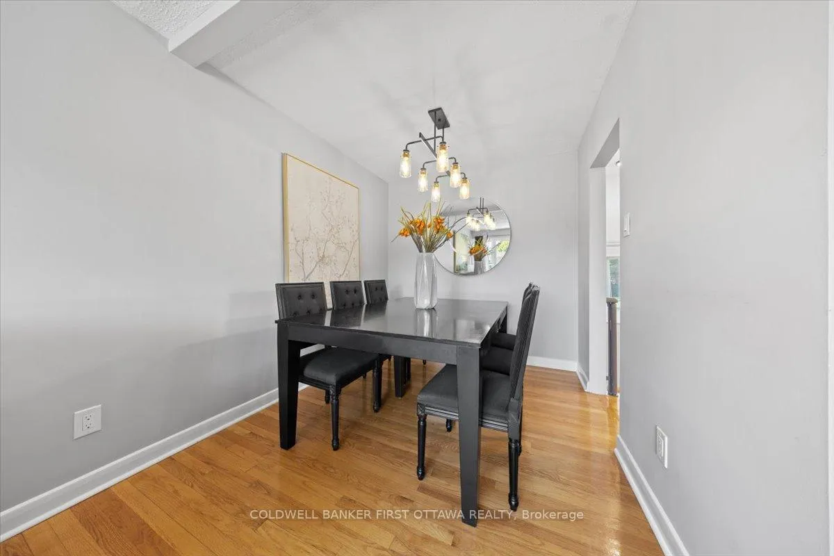 Photo 20 of 13 Edgebrook Road, Ottawa, Lynwood Village — HOMEH