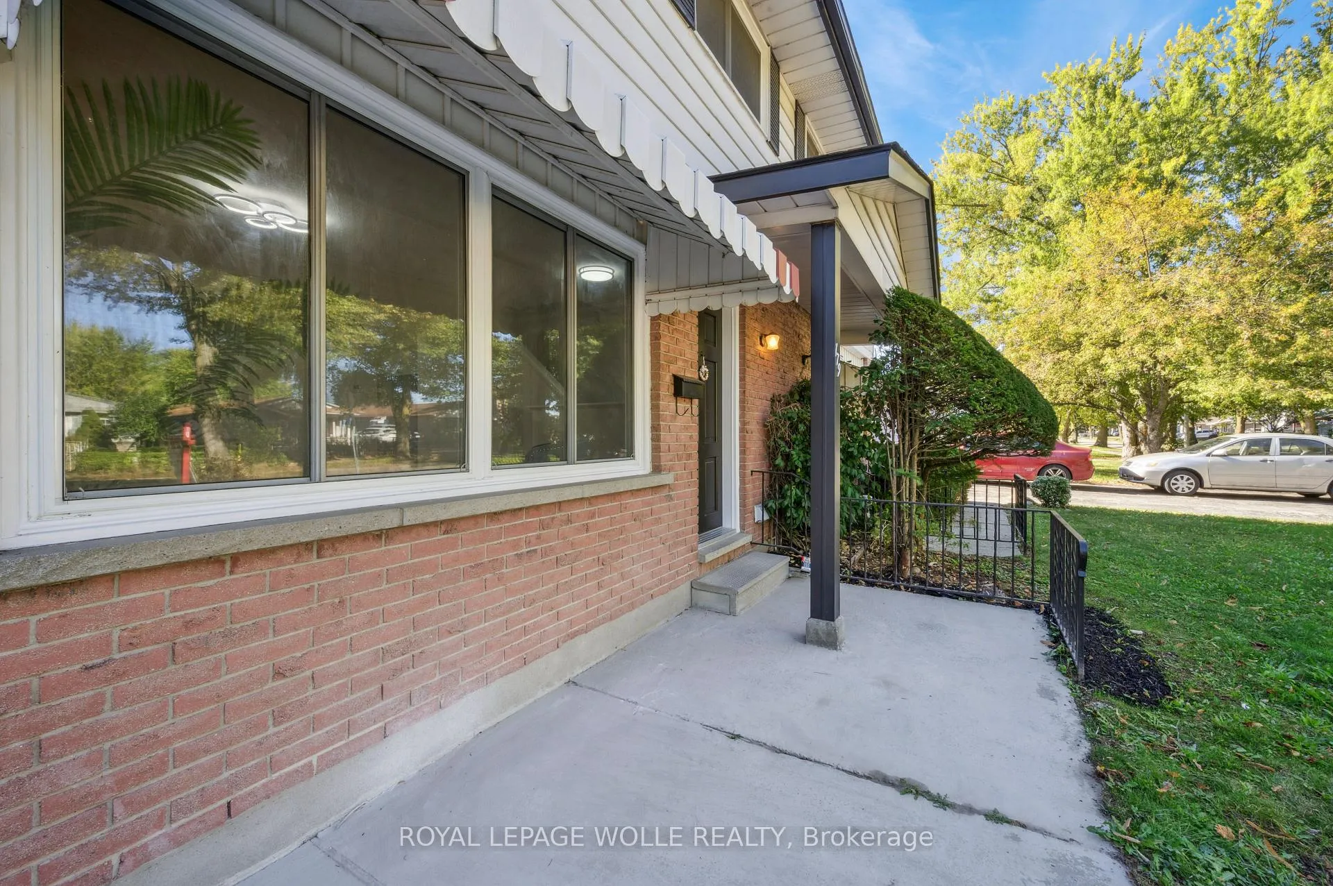 Photo 3 of 179 Traynor Avenue, Kitchener — HOMEH