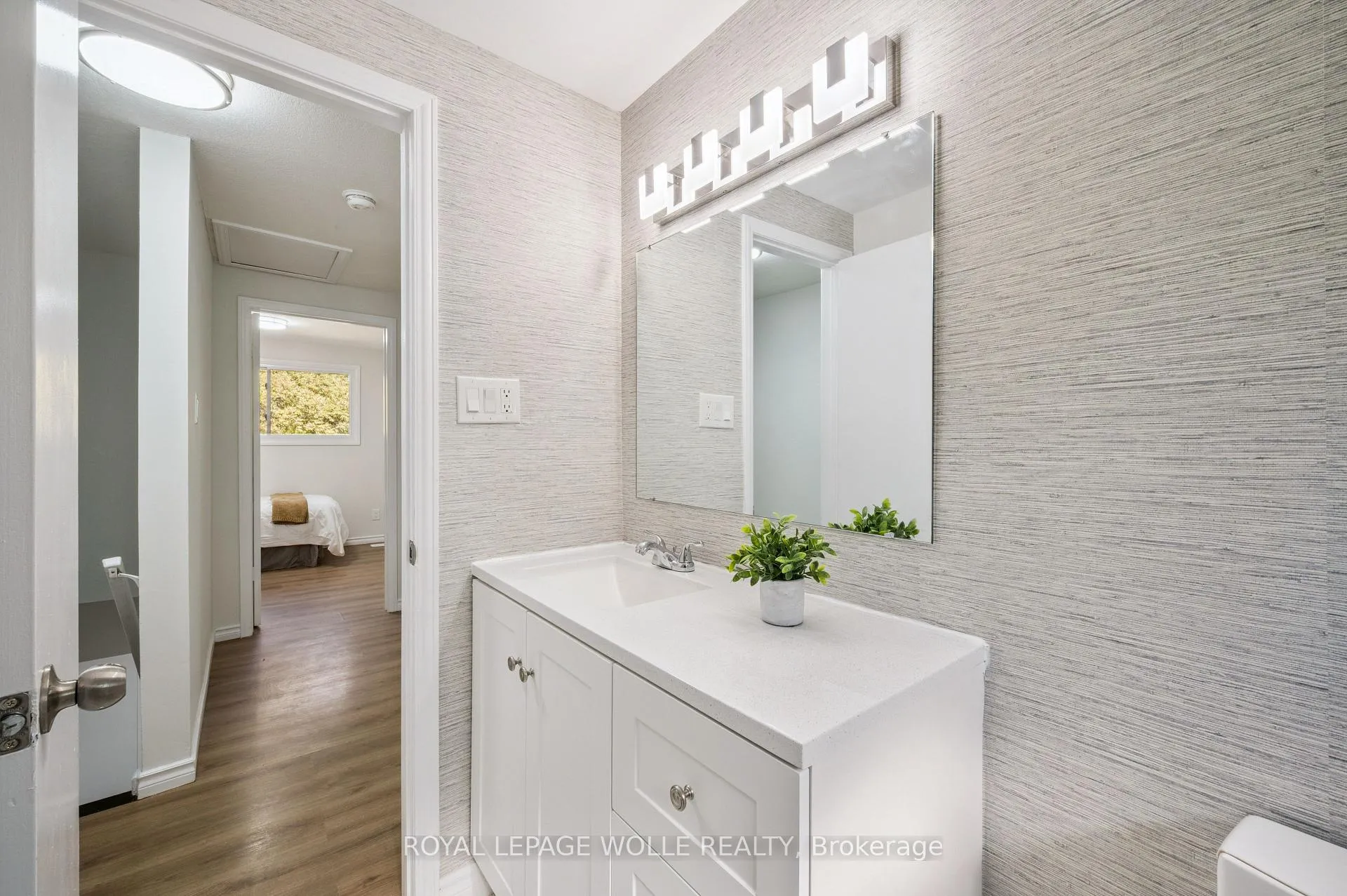 Photo 21 of 179 Traynor Avenue, Kitchener — HOMEH