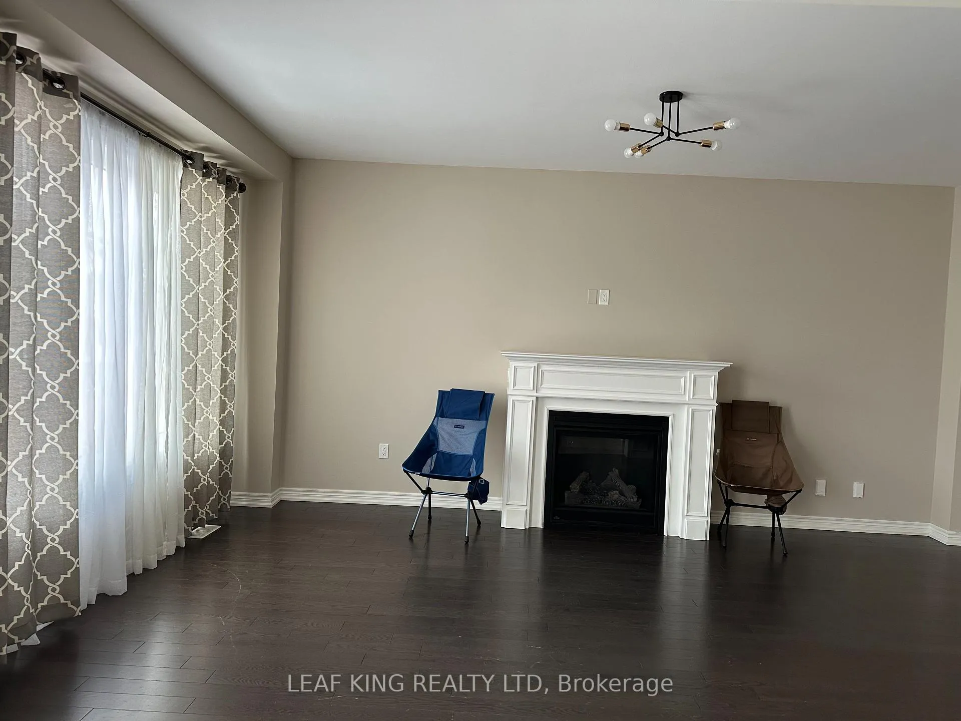 Photo 16 of 35 Morrison Drive, Hamilton, Meadowlands — HOMEH