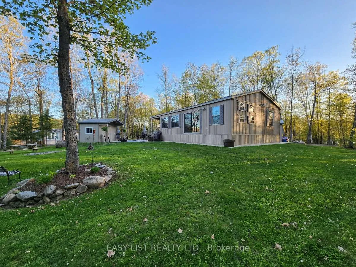 Photo 5 of 180 Lost Forest Lane, Magnetawan — HOMEH