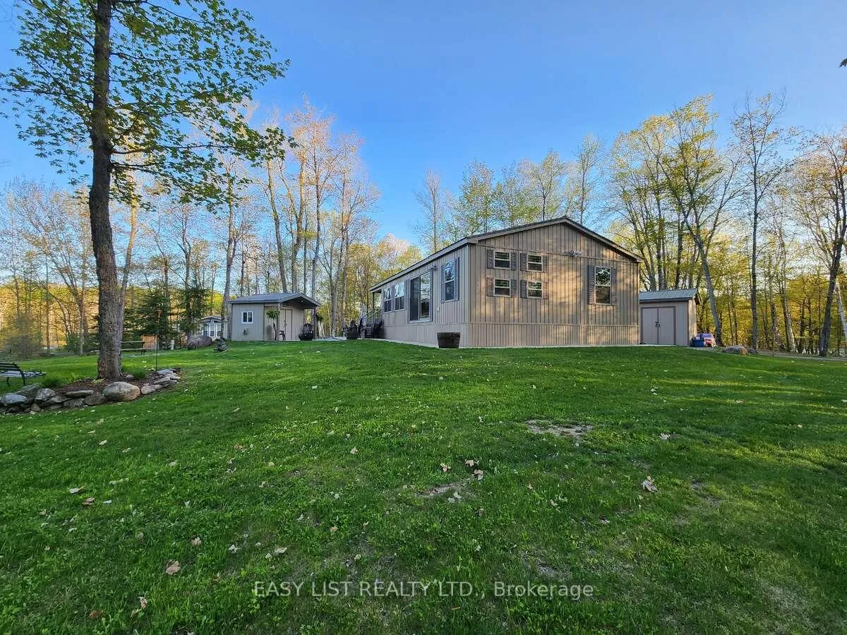 Photo 6 of 180 Lost Forest Lane, Magnetawan — HOMEH