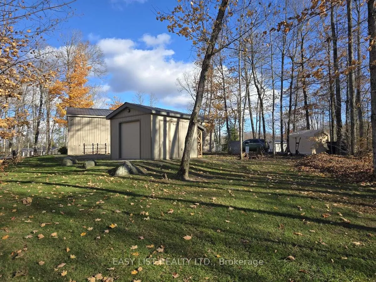 Photo 11 of 180 Lost Forest Lane, Magnetawan — HOMEH