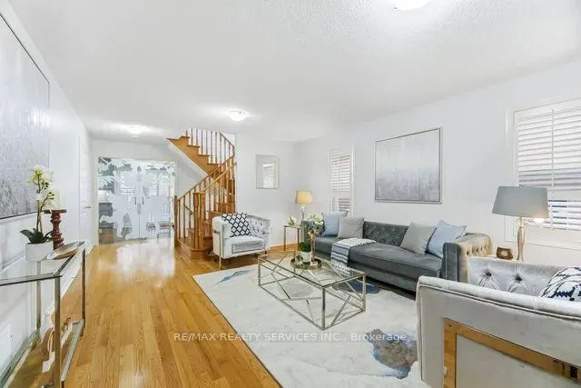 Photo 6 of 103 Starhill Crescent, Brampton, Sandringham-Wellington — HOMEH