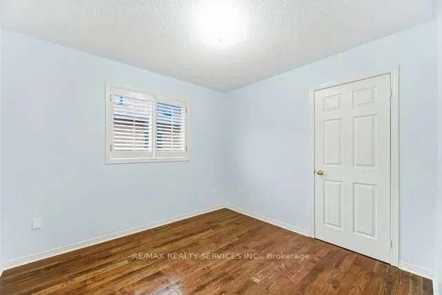 Photo 25 of 103 Starhill Crescent, Brampton, Sandringham-Wellington — HOMEH