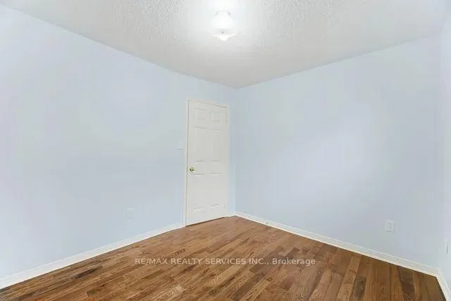 Photo 26 of 103 Starhill Crescent, Brampton, Sandringham-Wellington — HOMEH