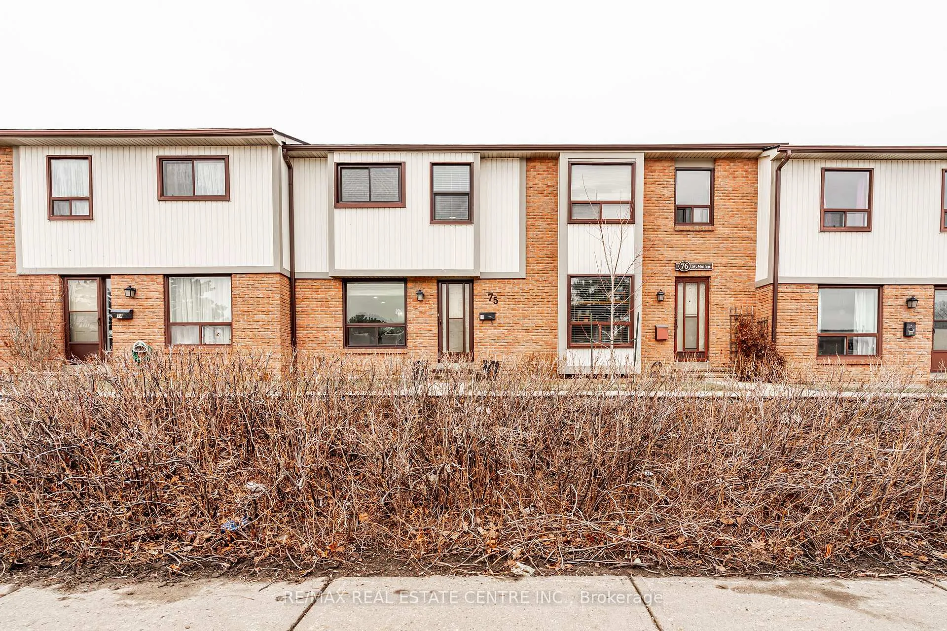 Photo 2 of Unit 75, 75 Mcmullen Crescent, Brampton, Central Park — HOMEH
