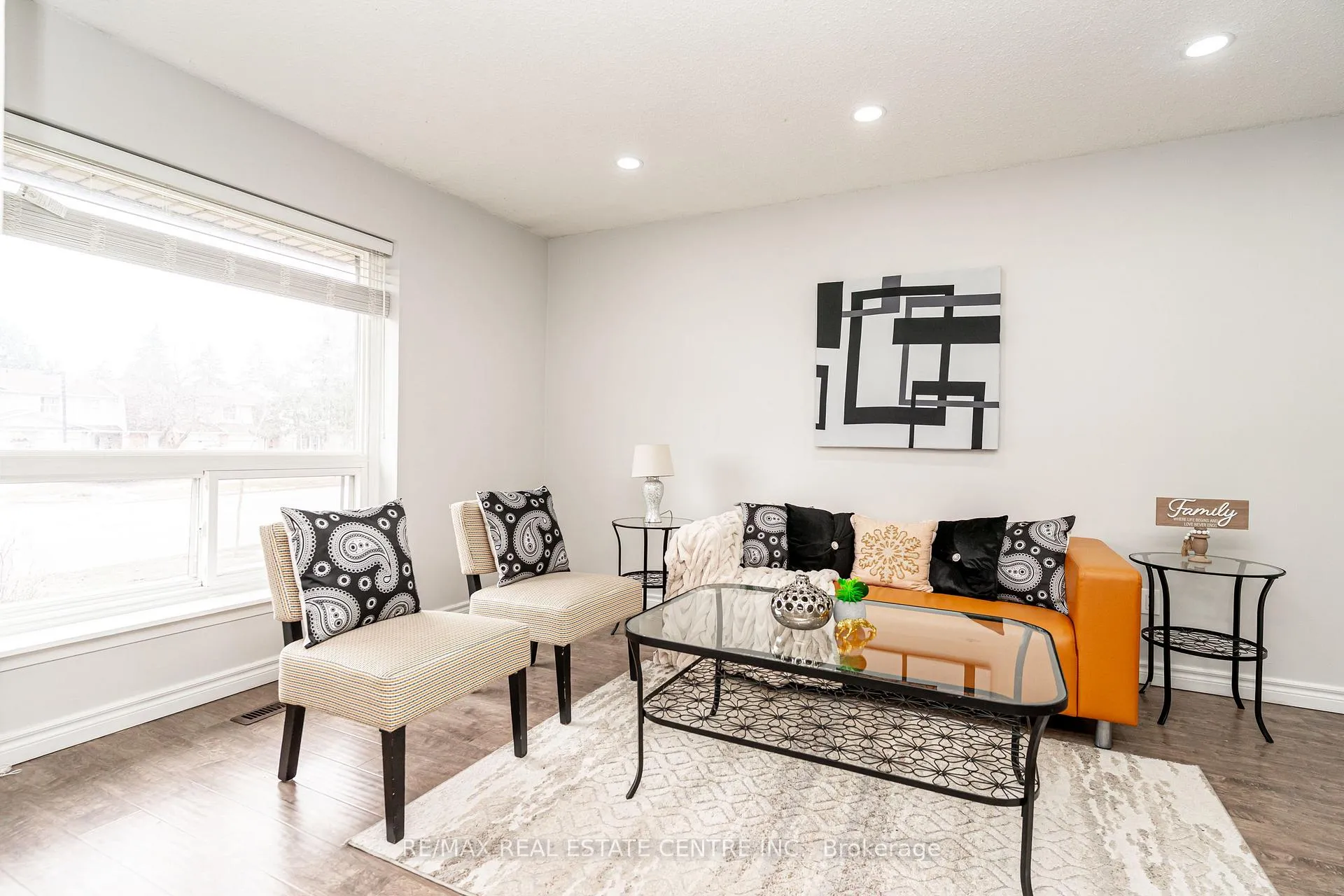 Photo 7 of Unit 75, 75 Mcmullen Crescent, Brampton, Central Park — HOMEH