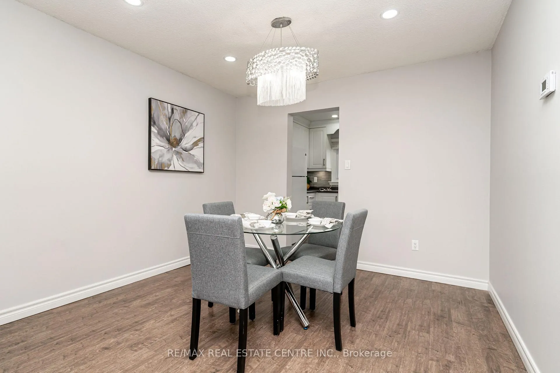 Photo 11 of Unit 75, 75 Mcmullen Crescent, Brampton, Central Park — HOMEH