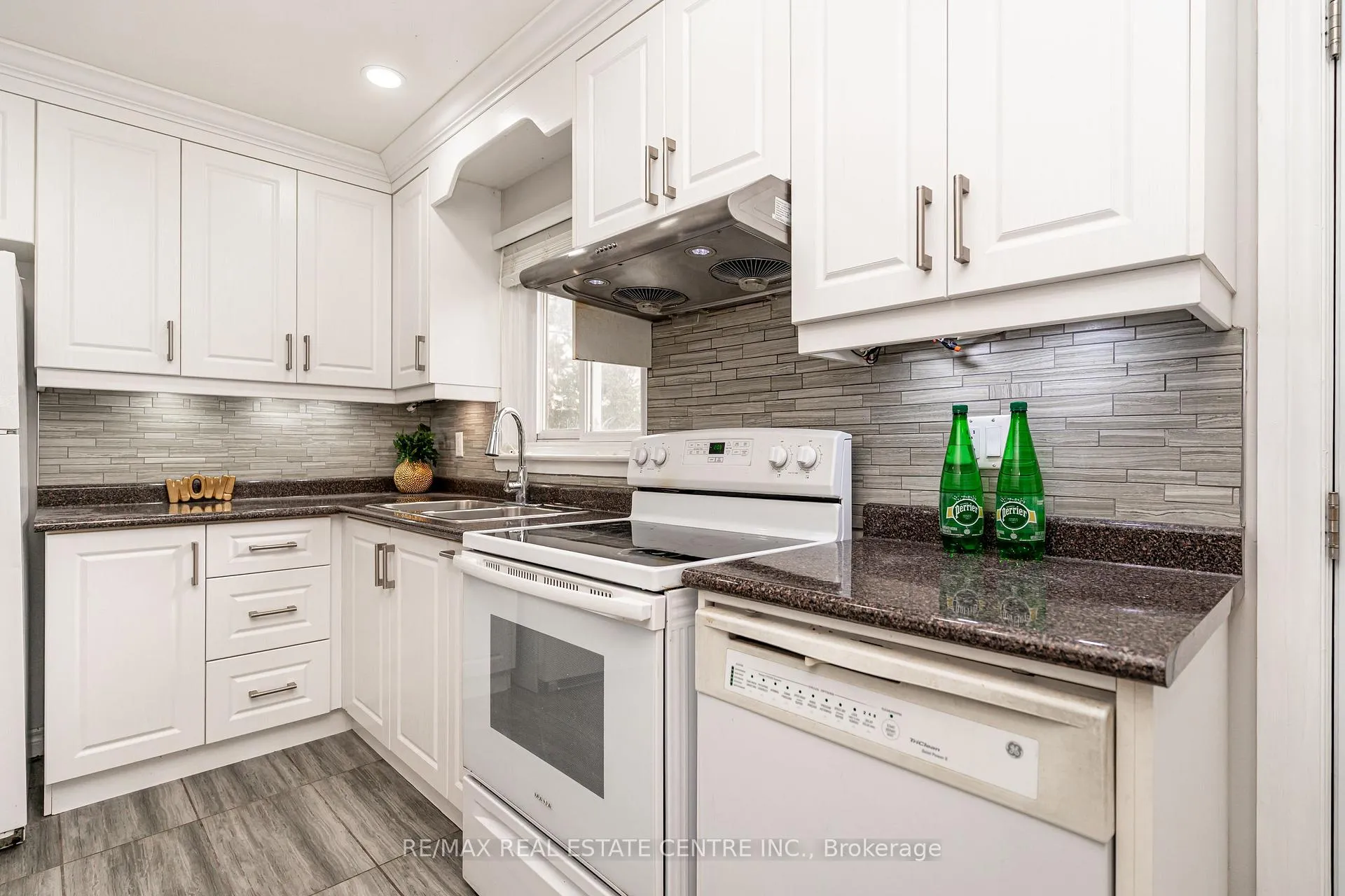 Photo 16 of Unit 75, 75 Mcmullen Crescent, Brampton, Central Park — HOMEH