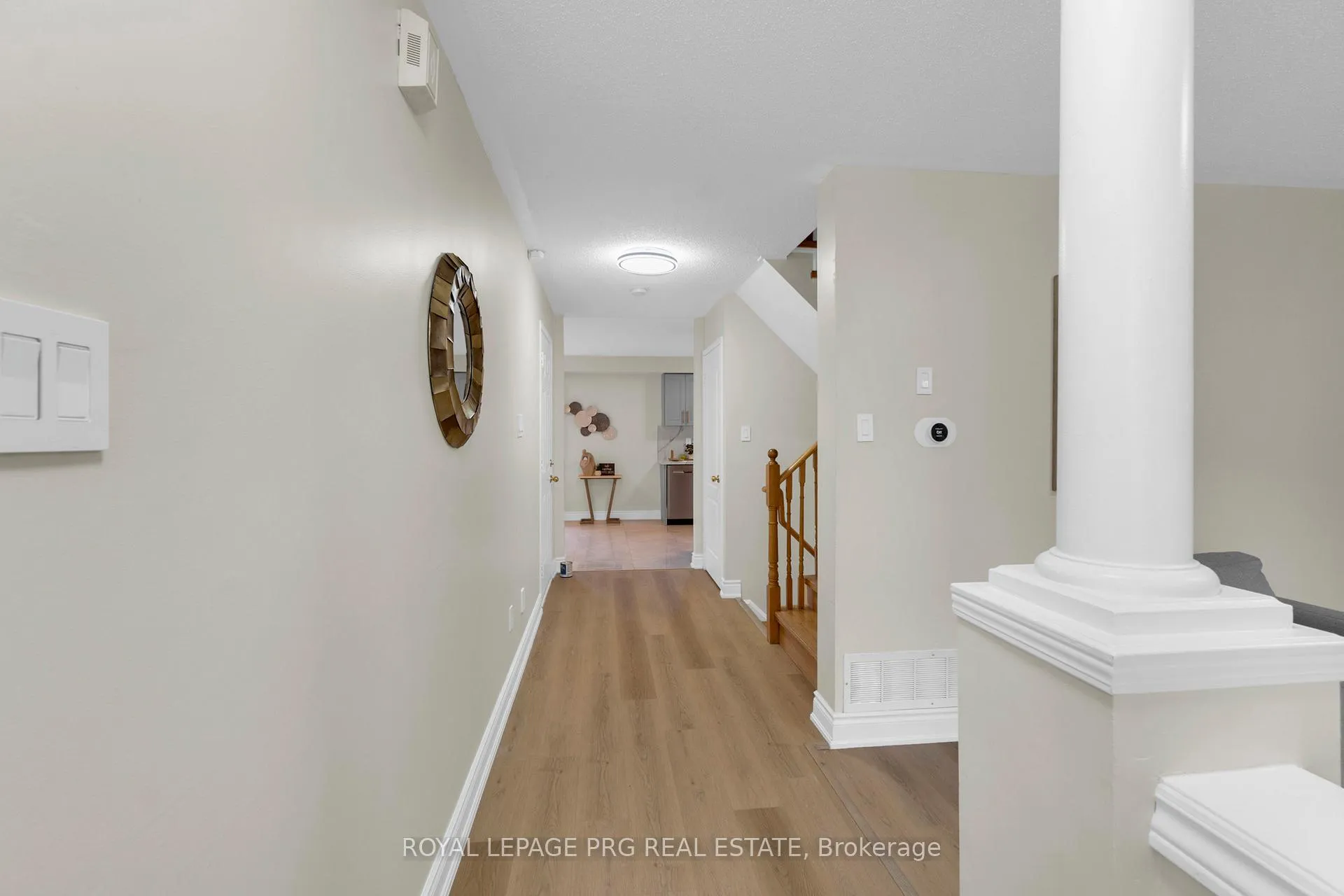 Photo 7 of Unit Upper Floor, 36 Zebra Trail, Brampton, Sandringham-Wellington — HOMEH
