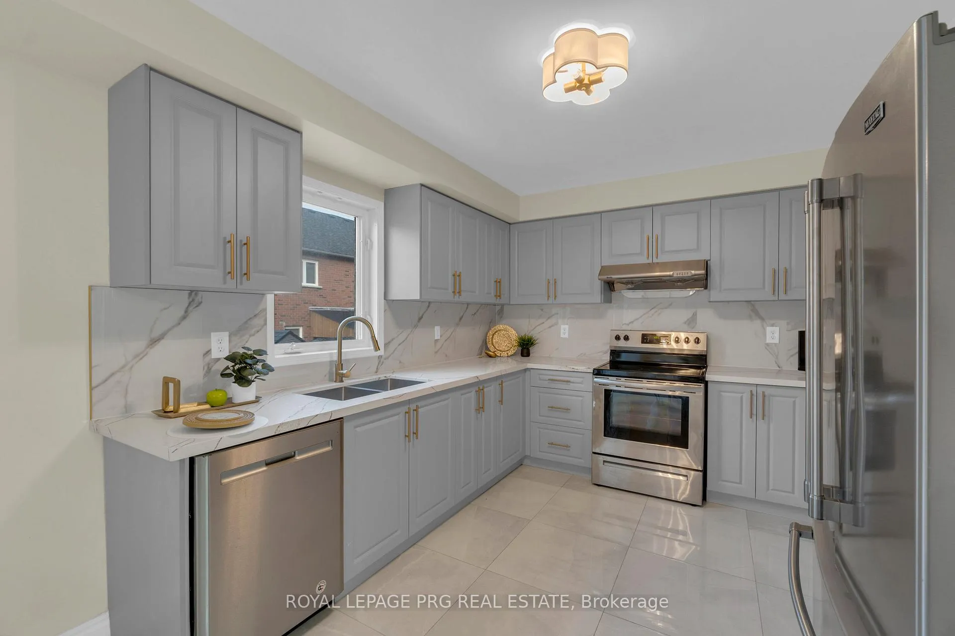 Photo 12 of Unit Upper Floor, 36 Zebra Trail, Brampton, Sandringham-Wellington — HOMEH