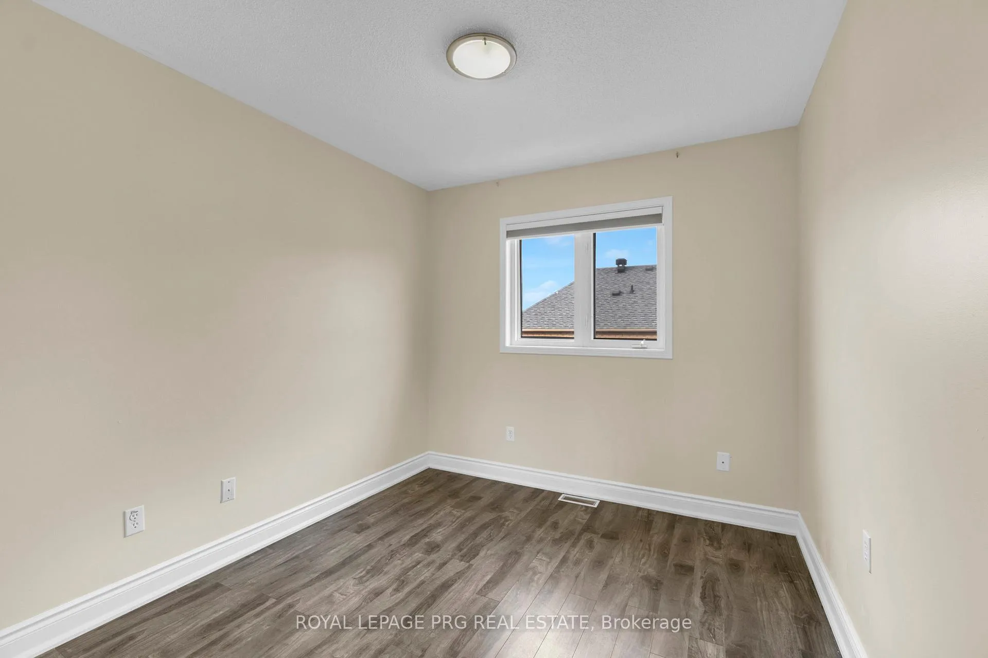 Photo 26 of Unit Upper Floor, 36 Zebra Trail, Brampton, Sandringham-Wellington — HOMEH